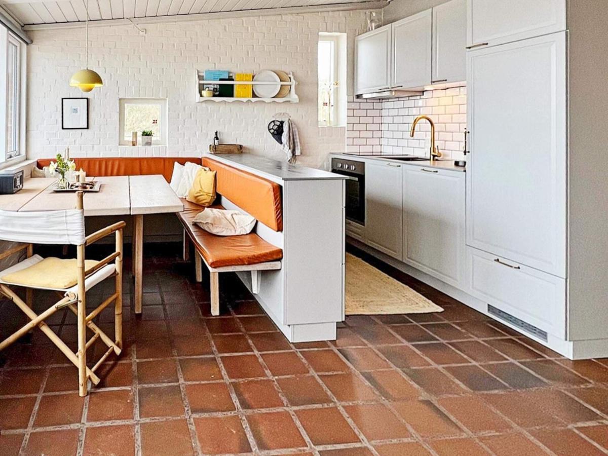 5 Person Holiday Home In Henne เฮนเน สตรานด์ ภายนอก รูปภาพ